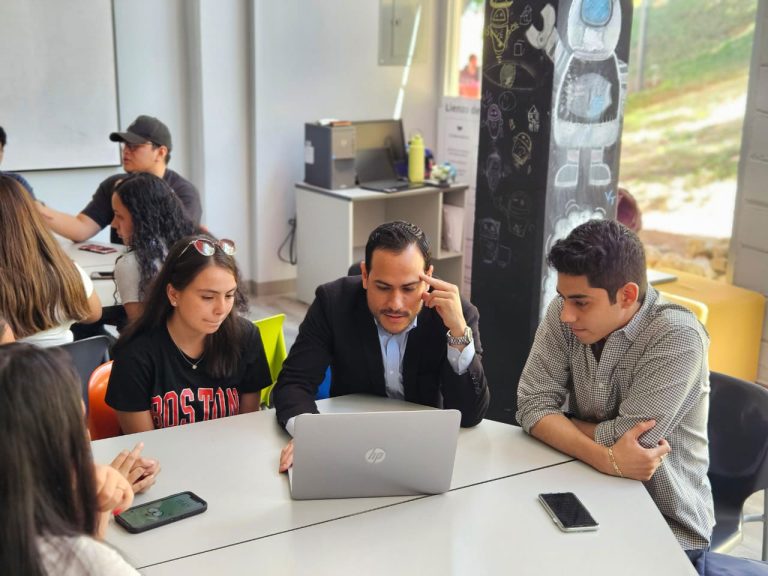 ¡UNITEC en el Global Student Challenge 2024: Impulsando el Emprendimiento Sostenible!