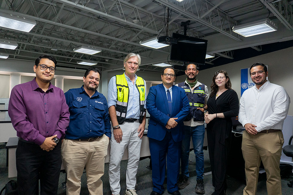 UNITEC firma convenio con Oceanbound para impulsar la investigación
