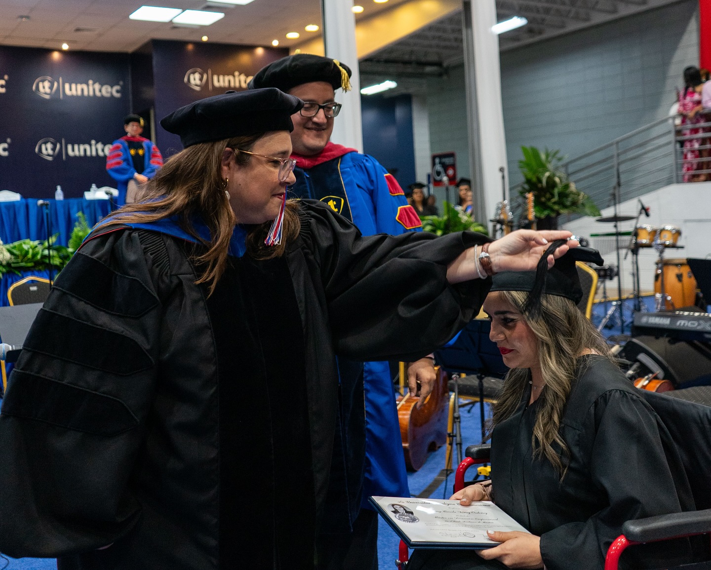 518-nuevos-profesionales-se-graduan-en-unitec