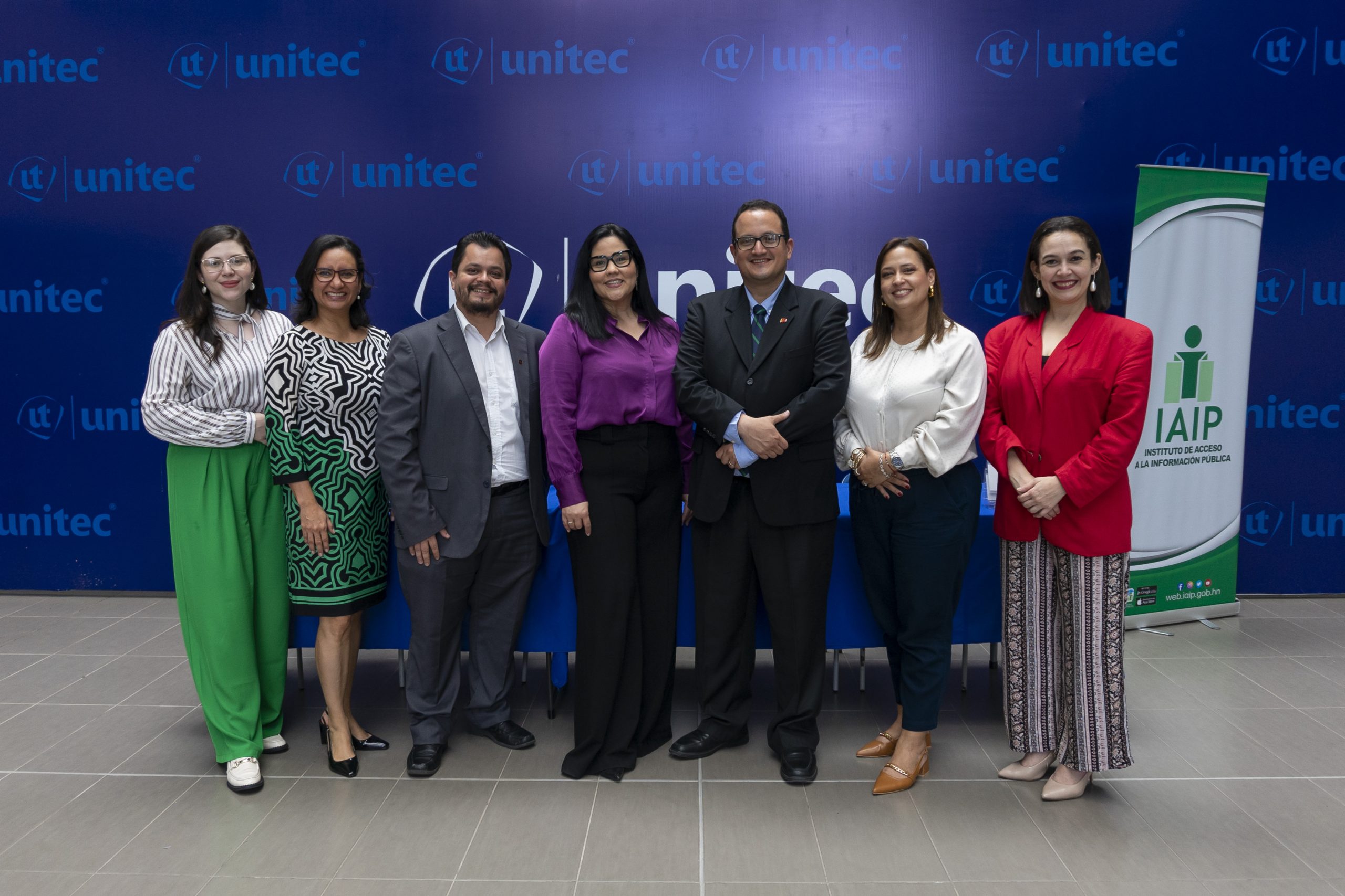 UNITEC impulsa el desarrollo profesional 04